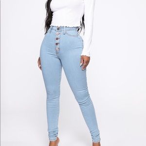 Fashion Nova Skinny Jeans!!!